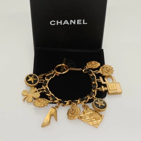 CHANEL Bracelet Metal Gold CC Auth 135948V - Picture 12 of 13